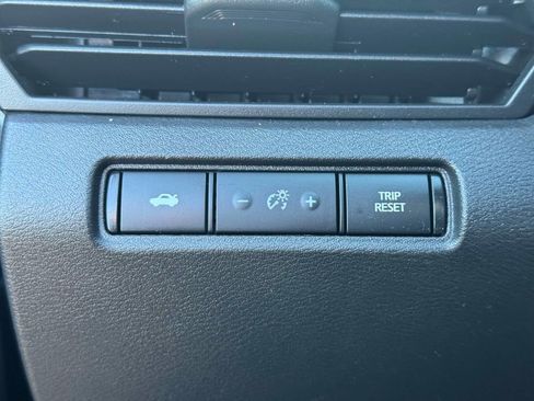 Used 2025 Nissan Altima 2.5 SV w/ SV Special Edition Package FWD image 20