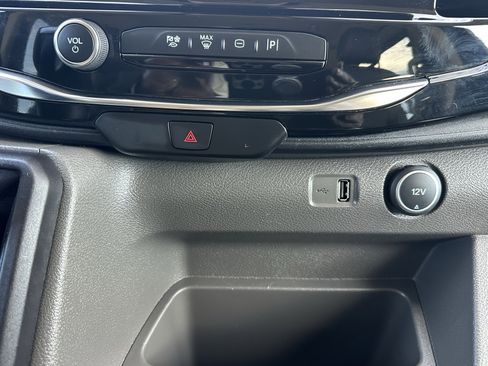 Used 2023 Ford Transit 350 XLT image 31