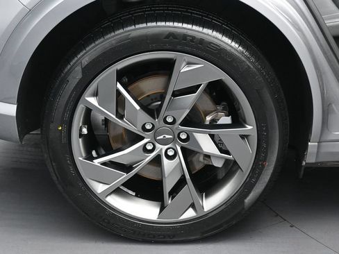 Used 2025 Genesis Electrified GV70 AWD/4WD image 36