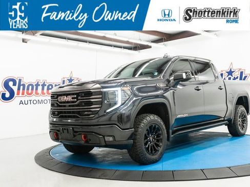 Used 2022 GMC Sierra 1500 AT4X image 1