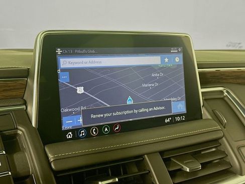 Used 2021 Chevrolet Suburban Premier w/ Premium Package image 13