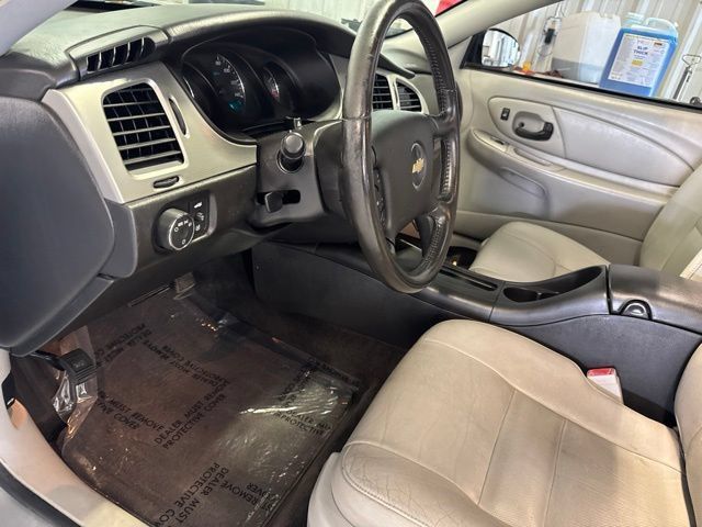 Used 2007 Chevrolet Monte Carlo LT FWD image 7