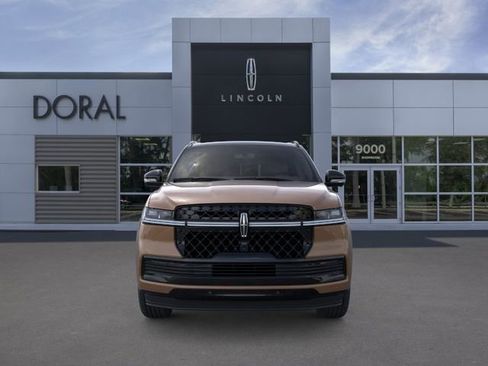 New 2026 Lincoln Navigator L Black Label AWD/4WD image 6