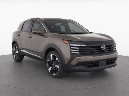 Used 2025 Nissan Kicks SR w/ SR Premium Package FWD image 1