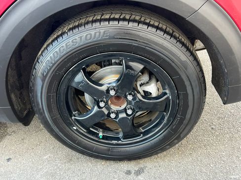Used 2017 Kia Niro EX FWD image 11