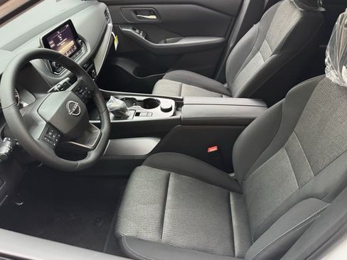 New 2026 Nissan Rogue SV AWD/4WD image 25