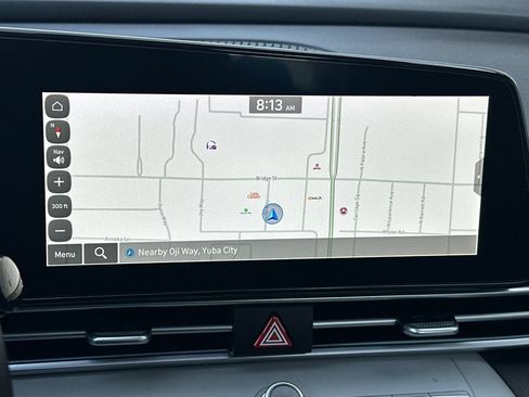 Used 2025 Hyundai Elantra Limited FWD image 23
