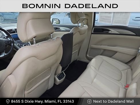 Used 2017 Lincoln MKZ Premiere image 14