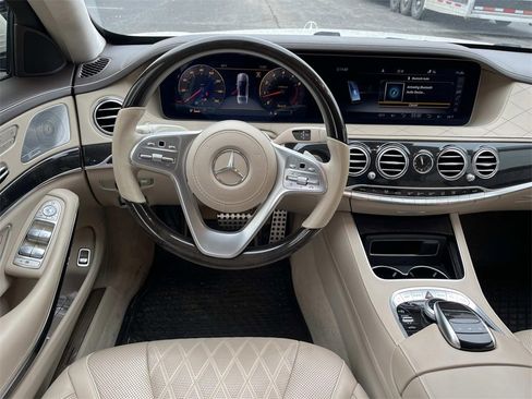 Used 2019 Mercedes-Benz S 560 4MATIC Sedan image 12