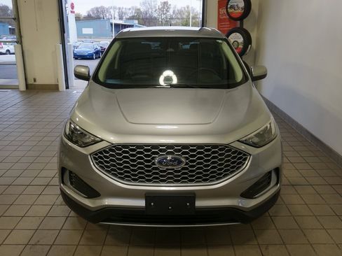 Used 2023 Ford Edge SEL image 13