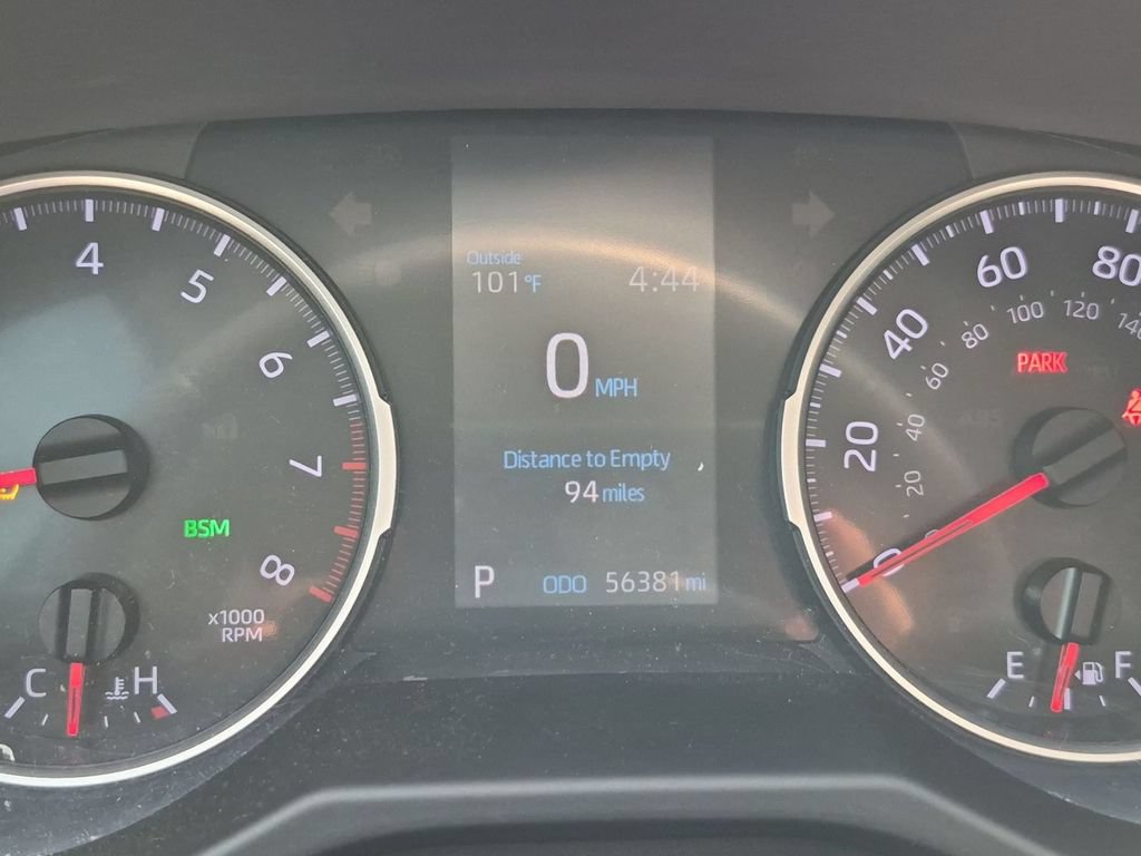 Used 2021 Toyota RAV4 XLE Premium FWD image 21