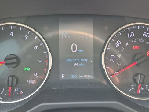 Used 2021 Toyota RAV4 XLE Premium FWD image 21