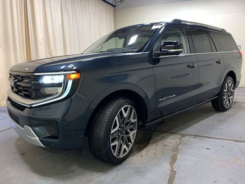 Used 2025 Ford Expedition Max Platinum w/ Platinum Ultimate Package image 7