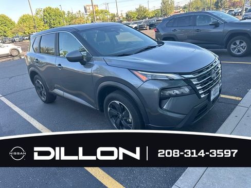 Used 2025 Nissan Rogue SV AWD/4WD image 11