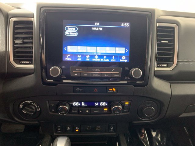 Used 2024 Nissan Frontier SV w/ Technology Package AWD/4WD image 3