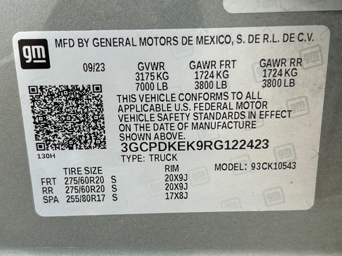 Used 2024 Chevrolet Silverado 1500 LT AWD/4WD image 34
