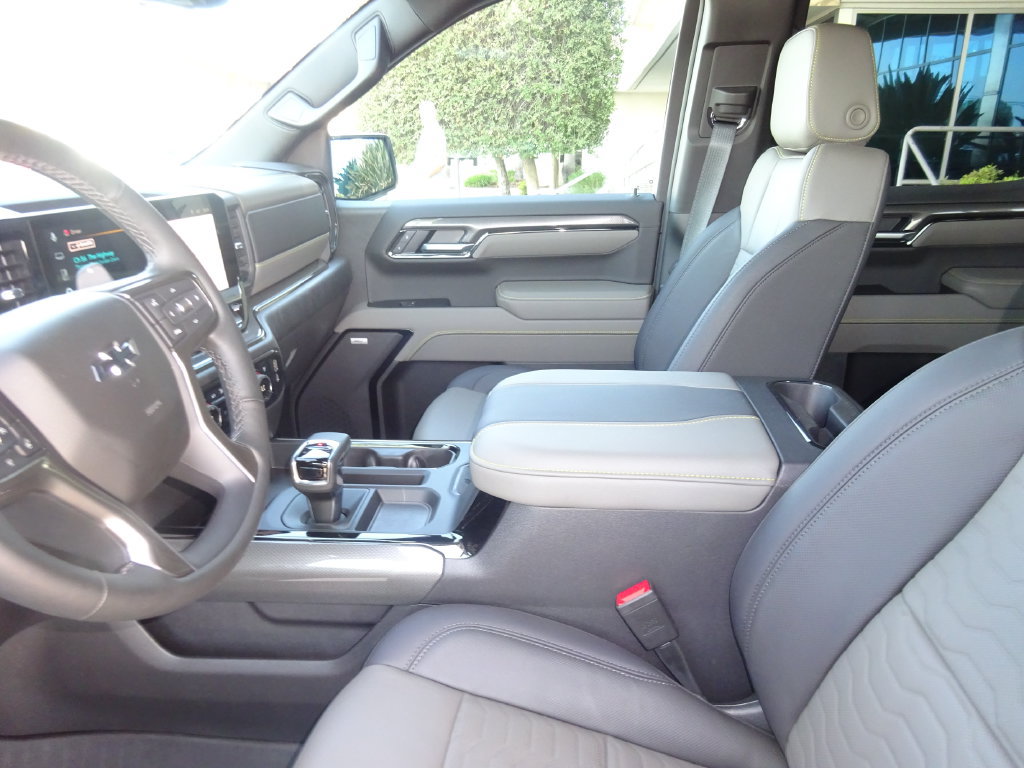 Certified 2026 Chevrolet Silverado 1500 ZR2 AWD/4WD image 14