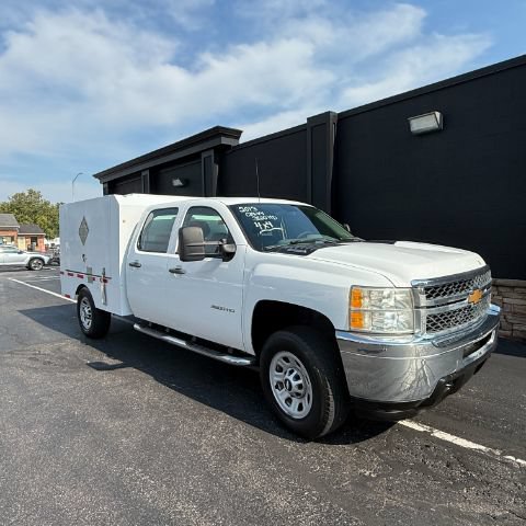 Used 2013 Chevrolet Silverado 3500 W/T w/ Skid Plate Package AWD/4WD image 11