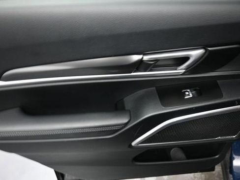 Used 2025 Kia Telluride S FWD image 19