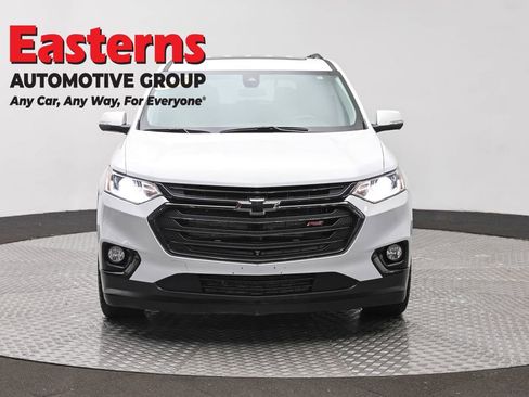 Used 2021 Chevrolet Traverse RS AWD/4WD image 2