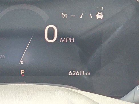 Used 2024 Buick Encore GX Sport Touring FWD image 21