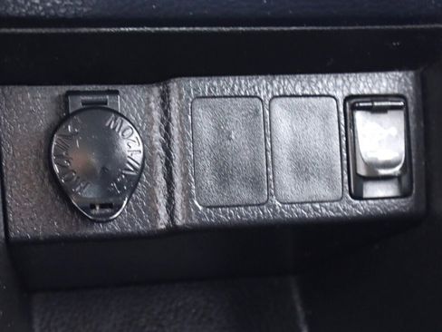 Used 2016 Toyota Corolla S image 23