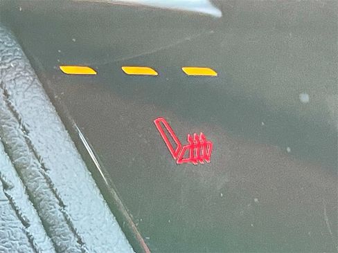 Used 2025 Cadillac XT5 Premium Luxury image 21