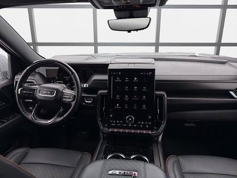 Used 2025 GMC Yukon XL AT4 w/ Premium Trailering Package image 18