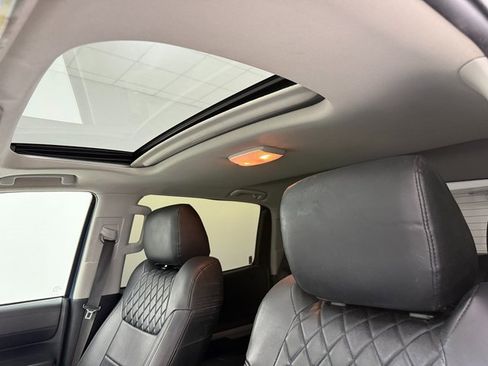 Used 2018 Toyota Tundra Limited image 24