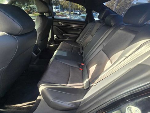 Used 2019 Honda Accord Sport image 16