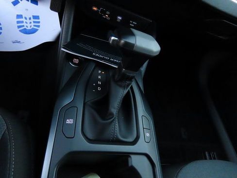 New 2025 Kia K4 LXS image 24