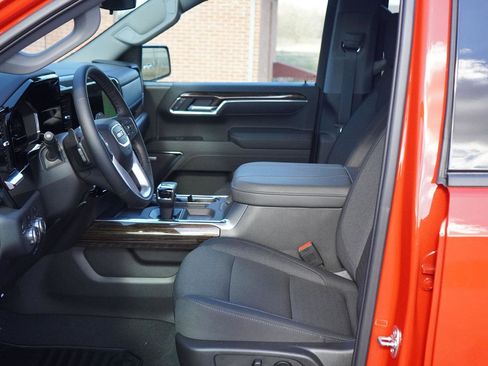 New 2025 GMC Sierra 1500 Elevation w/ Preferred Package image 24