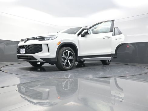 New 2026 Volkswagen Tiguan SE AWD/4WD image 31