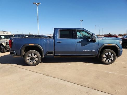 Used 2024 GMC Sierra 2500 Denali w/ Denali Reserve Package image 5