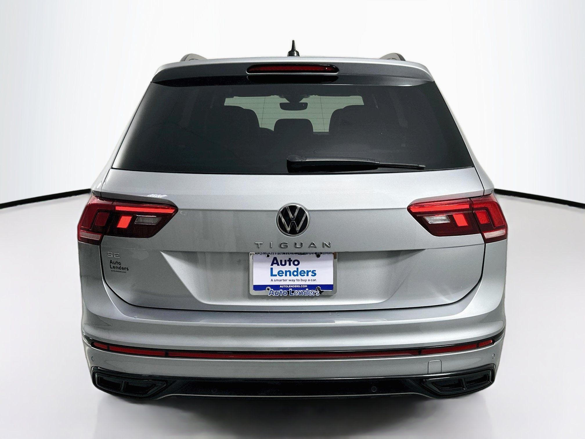 Used 2022 Volkswagen Tiguan SE R-Line FWD image 6