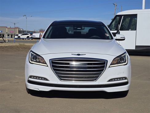 Used 2017 Genesis G80 3.8 w/ Option Group 02 image 2