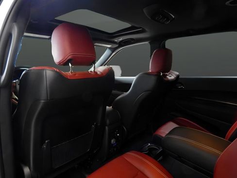 Used 2023 Dodge Durango SRT AWD/4WD image 26