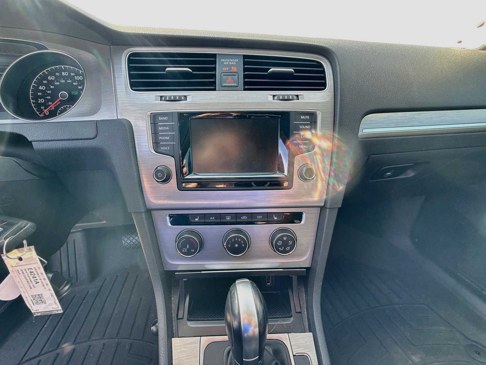 Used 2015 Volkswagen Golf SE w/ Lighting Package FWD image 12
