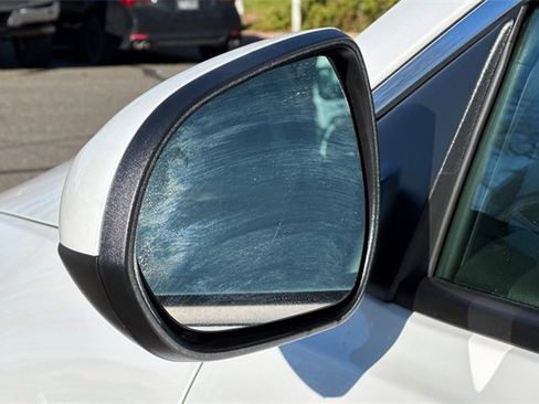 Used 2025 Buick Encore GX Preferred image 52