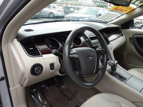 Used 2012 Ford Taurus SEL FWD image 6