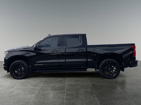 Used 2025 Chevrolet Silverado 1500 High Country w/ Midnight Edition AWD/4WD image 5