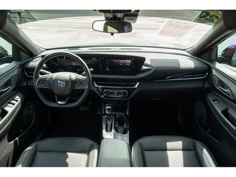 Used 2024 Buick Envista Sport Touring w/ Convenience I Package FWD image 31