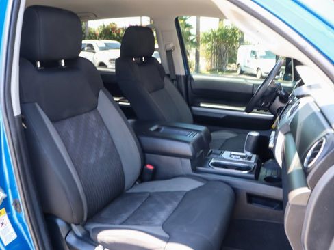 Used 2017 Toyota Tundra SR5 w/ SR5 Upgrade Package RWD image 36