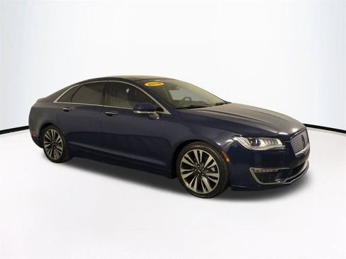 Used 2018 Lincoln MKZ Reserve image 2
