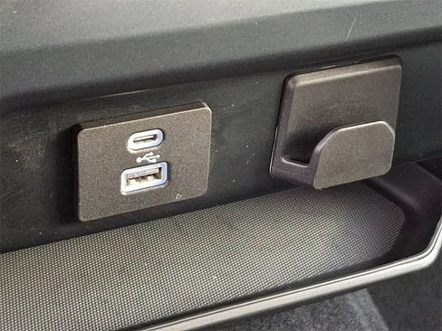 Certified 2022 Ford F150 XLT image 23