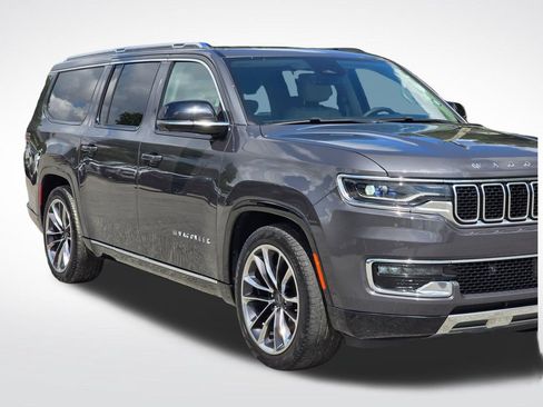Used 2024 Jeep Wagoneer L Series III w/ Premium Group I AWD/4WD image 49
