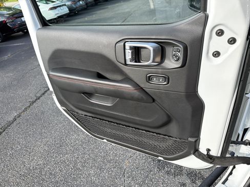 Used 2024 Jeep Wrangler Unlimited Rubicon 392 AWD/4WD image 14