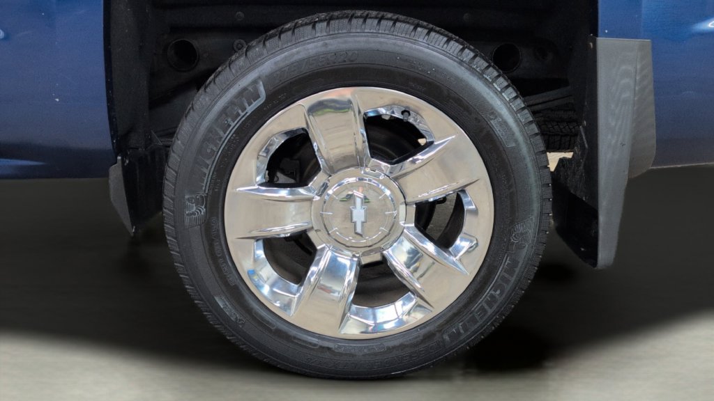 Used 2015 Chevrolet Silverado 1500 LTZ AWD/4WD image 31