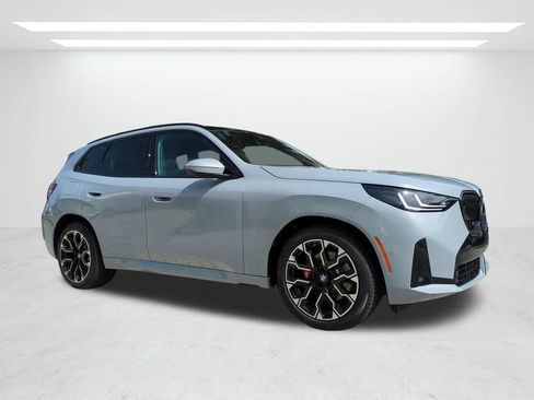 New 2026 BMW X3 xDrive30i w/ Premium Package AWD/4WD image 2