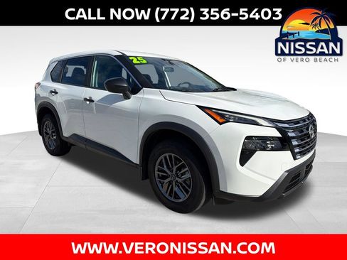 Certified 2025 Nissan Rogue S AWD/4WD image 1